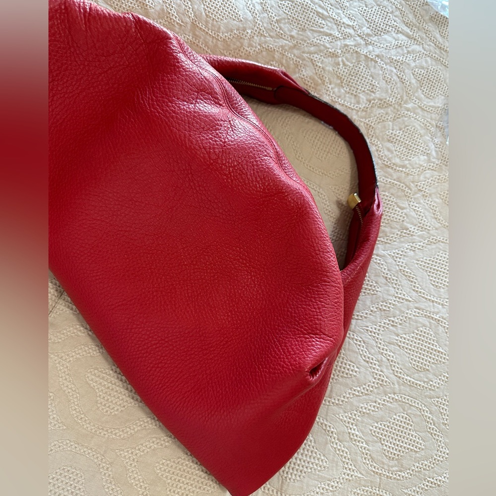 Gucci Gucci Red Pebbled Leather Large Soho Hobo Bag - Picture 13 of 17